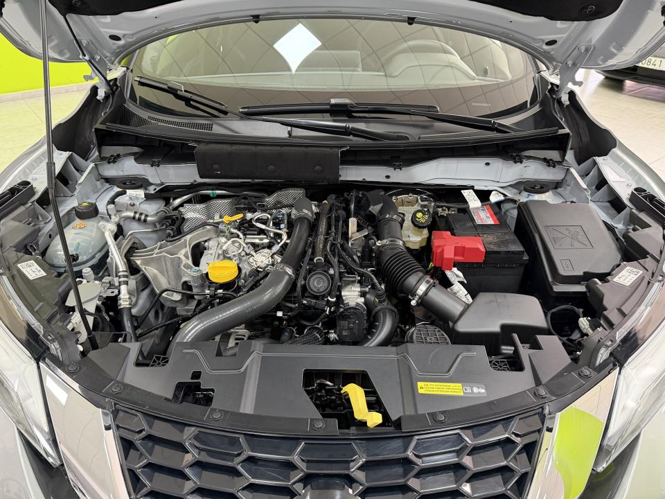 Nissan JUKE N-Connecta 1.0 DIG-T 114CV