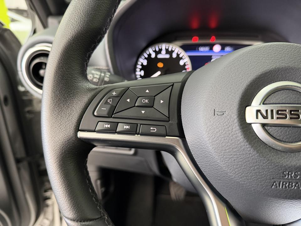 Nissan JUKE N-Connecta 1.0 DIG-T 114CV