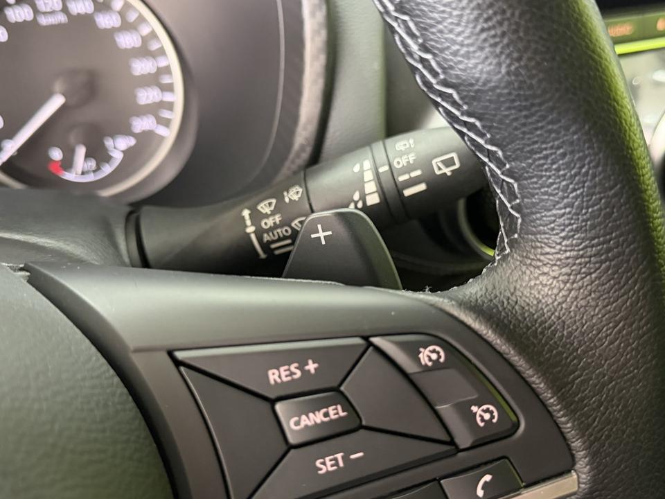 Nissan JUKE N-Connecta 1.0 DIG-T 114CV DCT