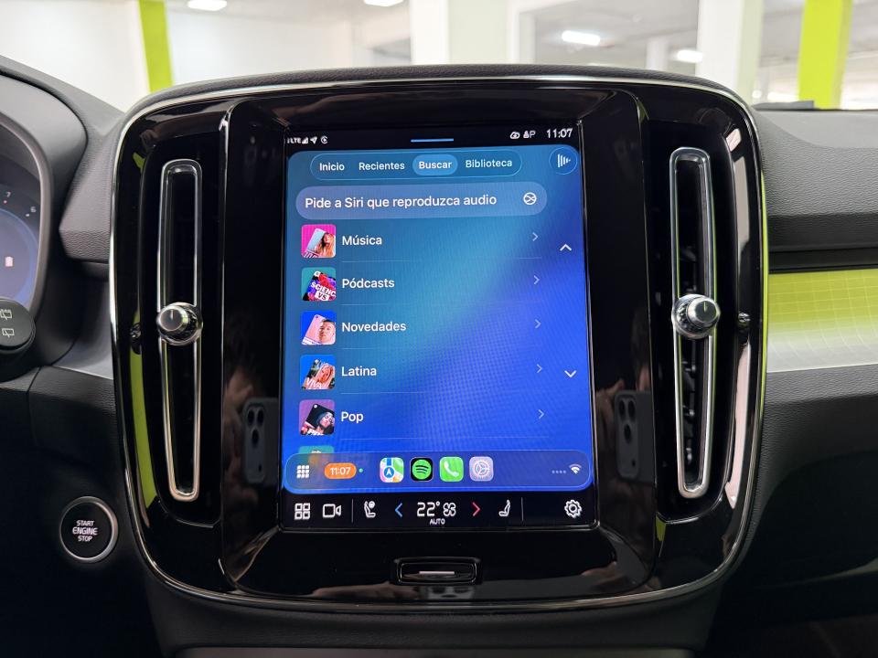 Volvo XC40 Plus Dark 2.0 B3 G 163CV Auto MHEV