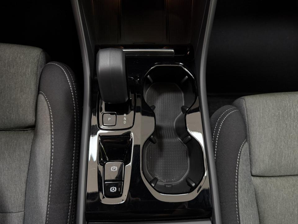 Volvo XC40 Plus Dark 2.0 B3 G 163CV Auto MHEV