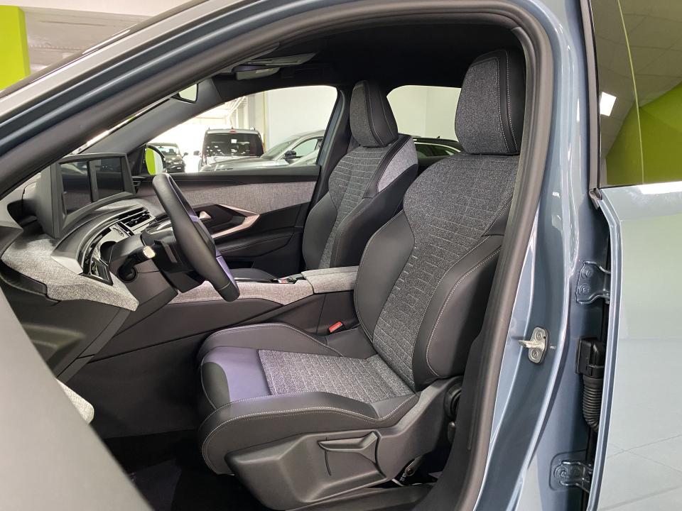 Peugeot 3008 Allure Hybrid 1.2 145CV eDCS6 MHEV