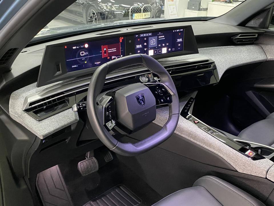 Peugeot 3008 Allure Hybrid 1.2 145CV eDCS6 MHEV