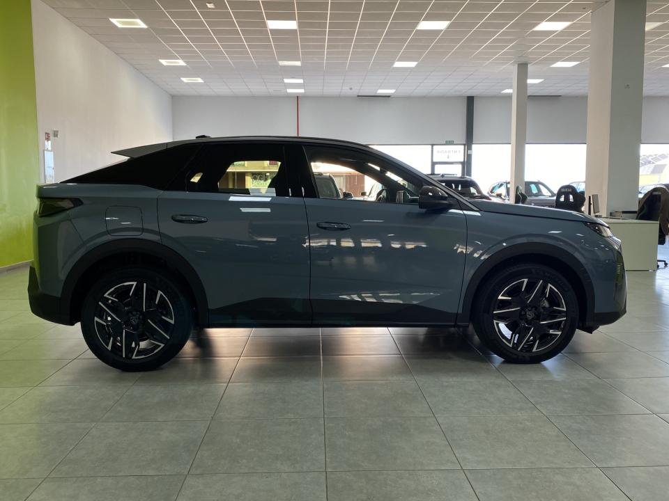 Peugeot 3008 Allure Hybrid 1.2 145CV eDCS6 MHEV