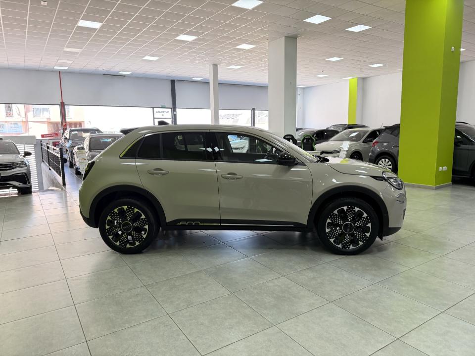 Fiat 600 La Prima 1.2 100CV DDCT 48V MHEV