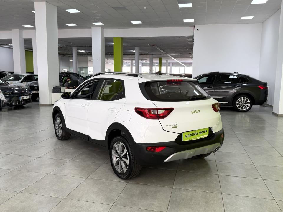 Kia Stonic Concept 1.0 T-GDI 100CV MHEV