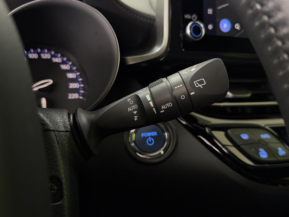Toyota C-HR Advance 1.8 125H e-CVT HEV