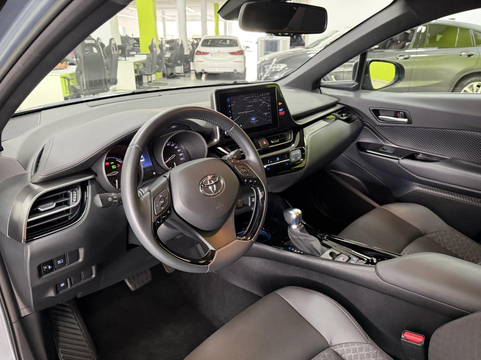 Toyota C-HR Advance 1.8 125H e-CVT HEV