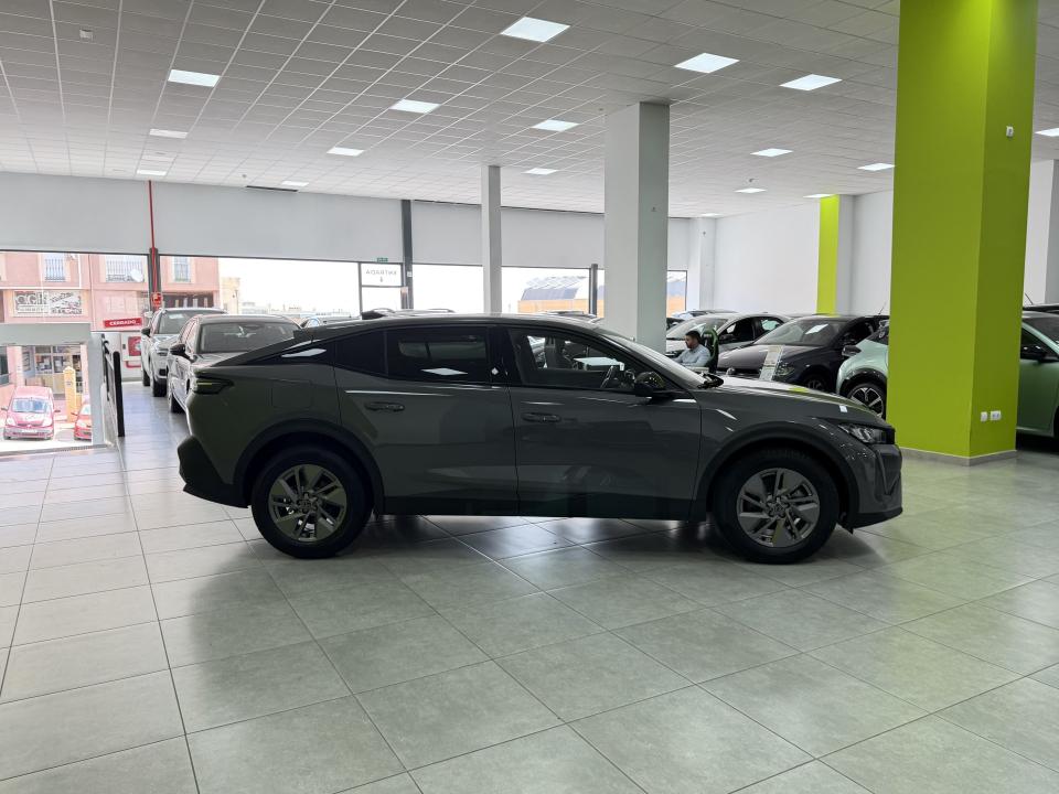 Peugeot 408 Allure Hybrid 1.2 145CV eDCS6 MHEV