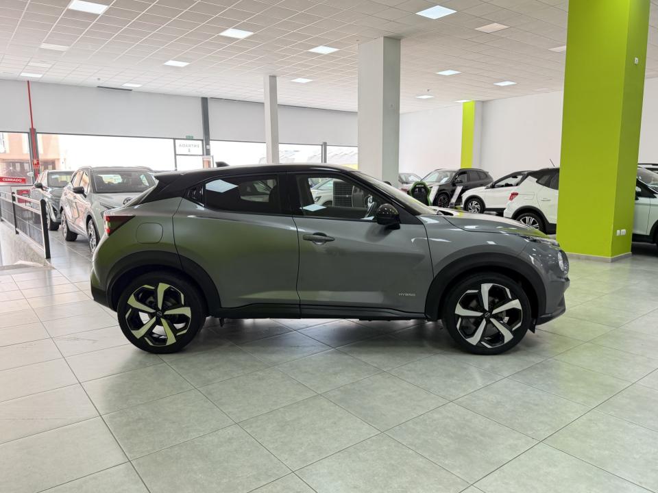 Nissan JUKE N-Design Black 1.6 Hybrid 145CV Auto HEV
