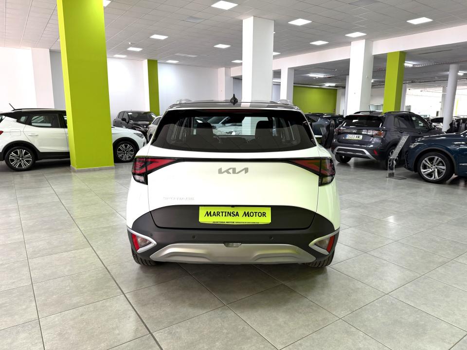 Kia Sportage Business 4x2 1.6 CRDI 136CV MHEV Auto.