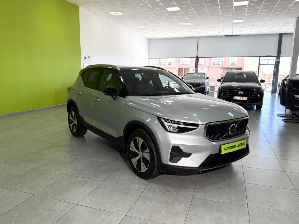 Volvo XC40 Core 2.0 B3 G 163CV Auto MHEV