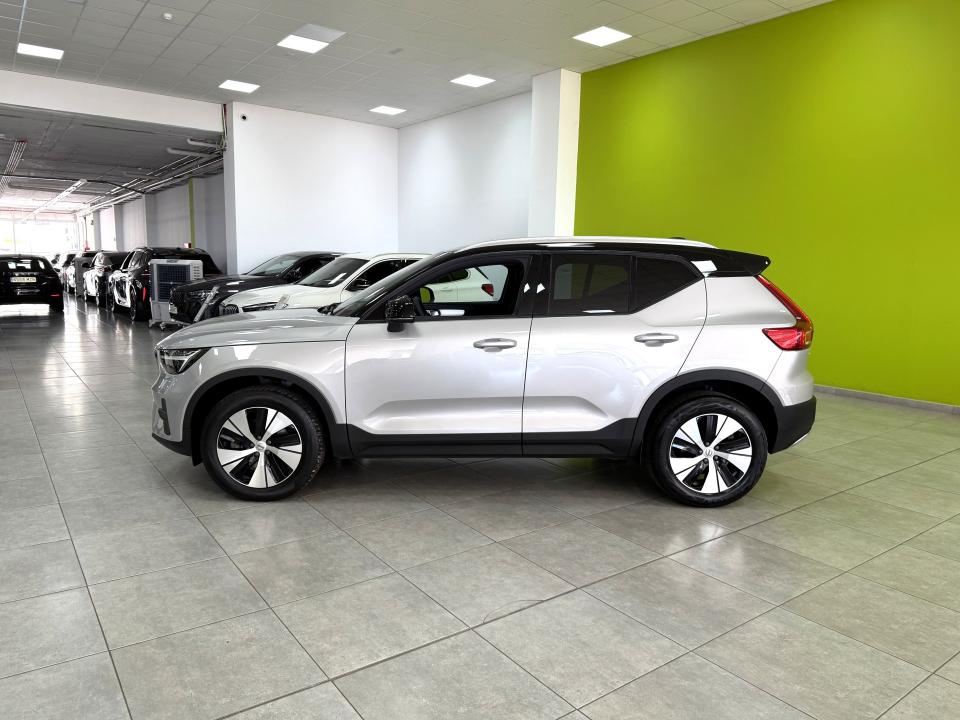 Volvo XC40 Core 2.0 B3 G 163CV Auto MHEV
