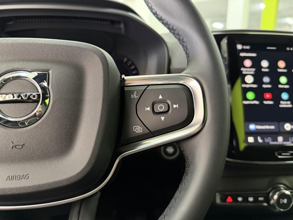 Volvo XC40 Core 2.0 B3 G 163CV Auto MHEV