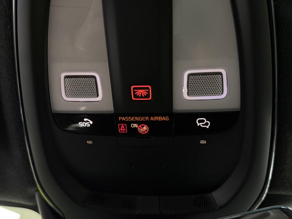 Volvo XC40 Core 2.0 B3 G 163CV Auto MHEV