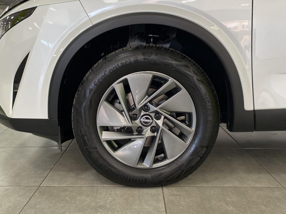 Nissan Qashqai Acenta 1.3 DIG-T 140CV MHEV