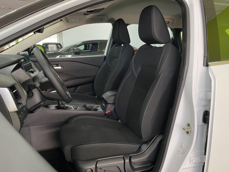 Nissan Qashqai Acenta 1.3 DIG-T 140CV MHEV