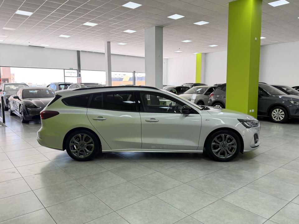 Ford Focus Sportbreak ST Line 1.0 Ecoboost 125CV MHEV