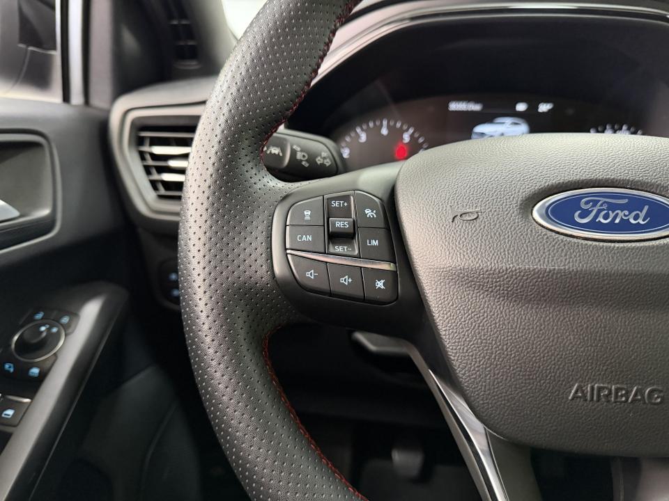 Ford Focus Sportbreak ST Line 1.0 Ecoboost 125CV MHEV
