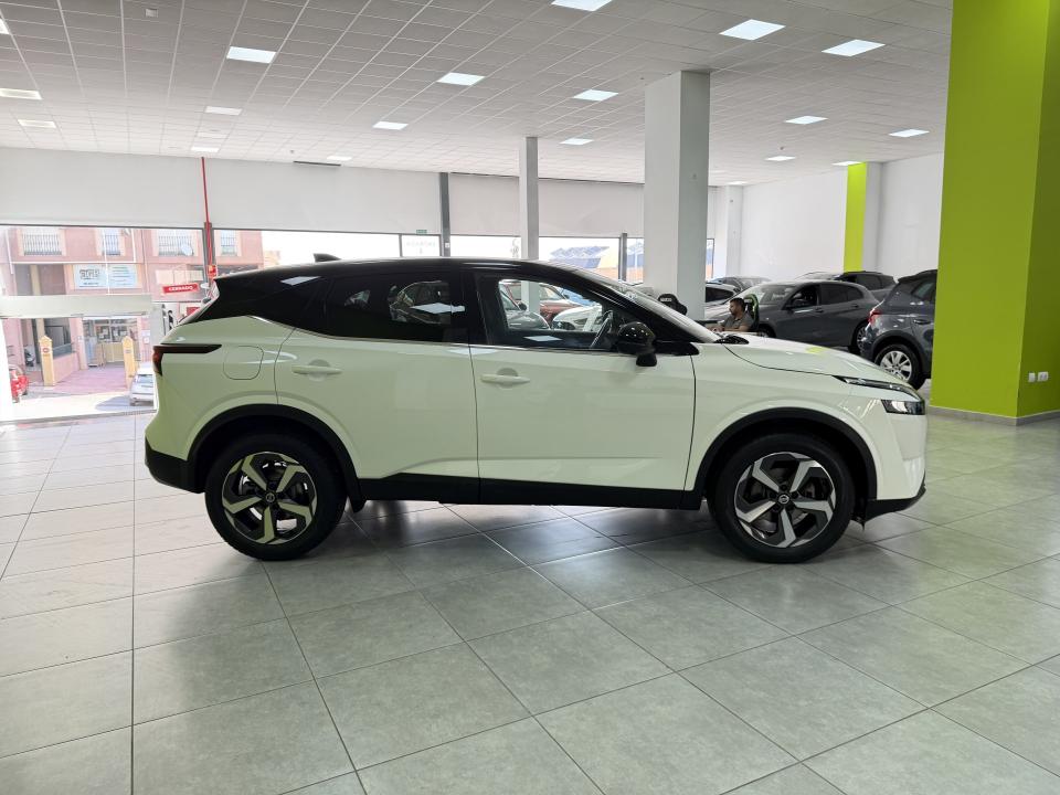 Nissan Qashqai N-Connecta 1.3 DIG-T 140CV MHEV