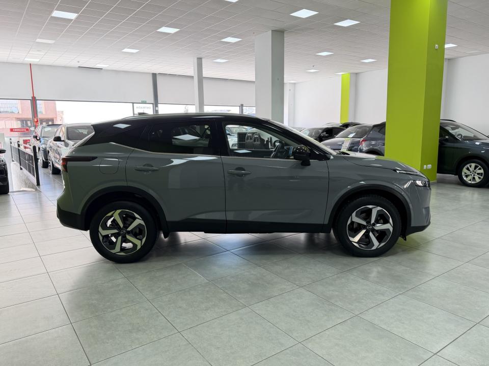 Nissan Qashqai N-connecta 1.3 DIG-T 158CV Xtronic MHEV