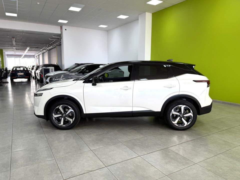 Nissan Qashqai N-Connecta 1.3 DIG-T 158CV Xtronic MHEV