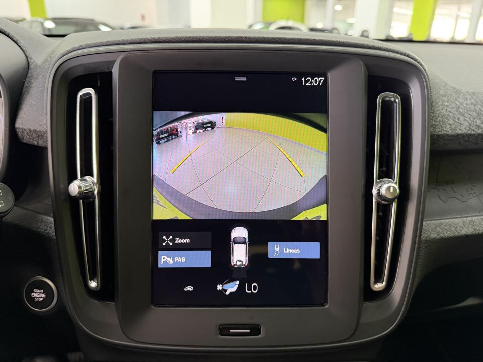 Volvo XC40 Momentum Core T2 1.5G 129CV Auto.