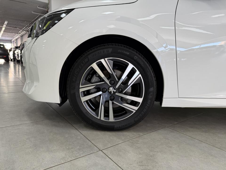Peugeot 208 Allure Pack 1.2 Puretech 100CV