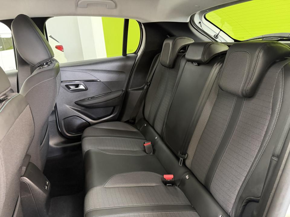 Peugeot 208 Allure Pack 1.2 Puretech 100CV