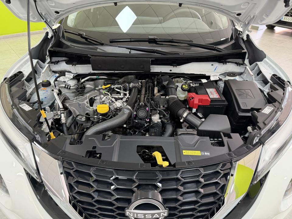 Nissan JUKE Acenta 1.0 DIG-T 114CV