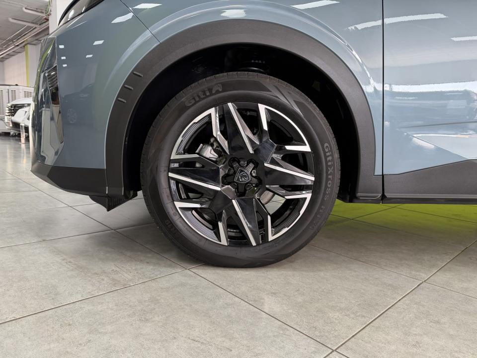 Peugeot 3008 Allure Hybrid 1.2 145CV eDCS6 MHEV