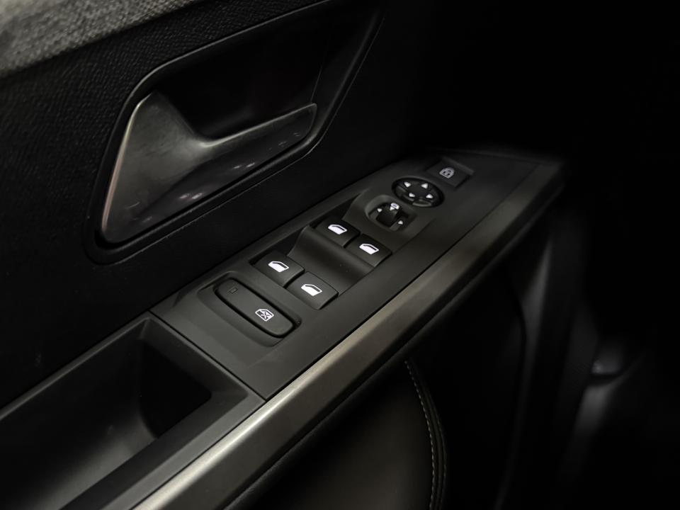 Peugeot 3008 Allure Hybrid 1.2 145CV eDCS6 MHEV