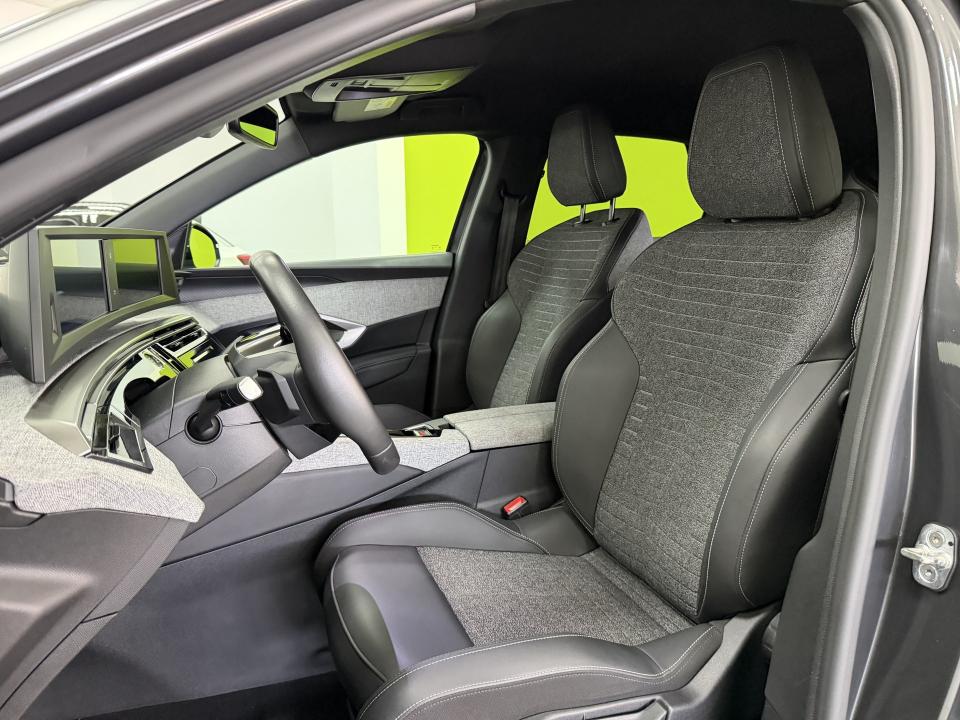 Peugeot 3008 Allure Hybrid 1.2 145CV eDCS6 MHEV