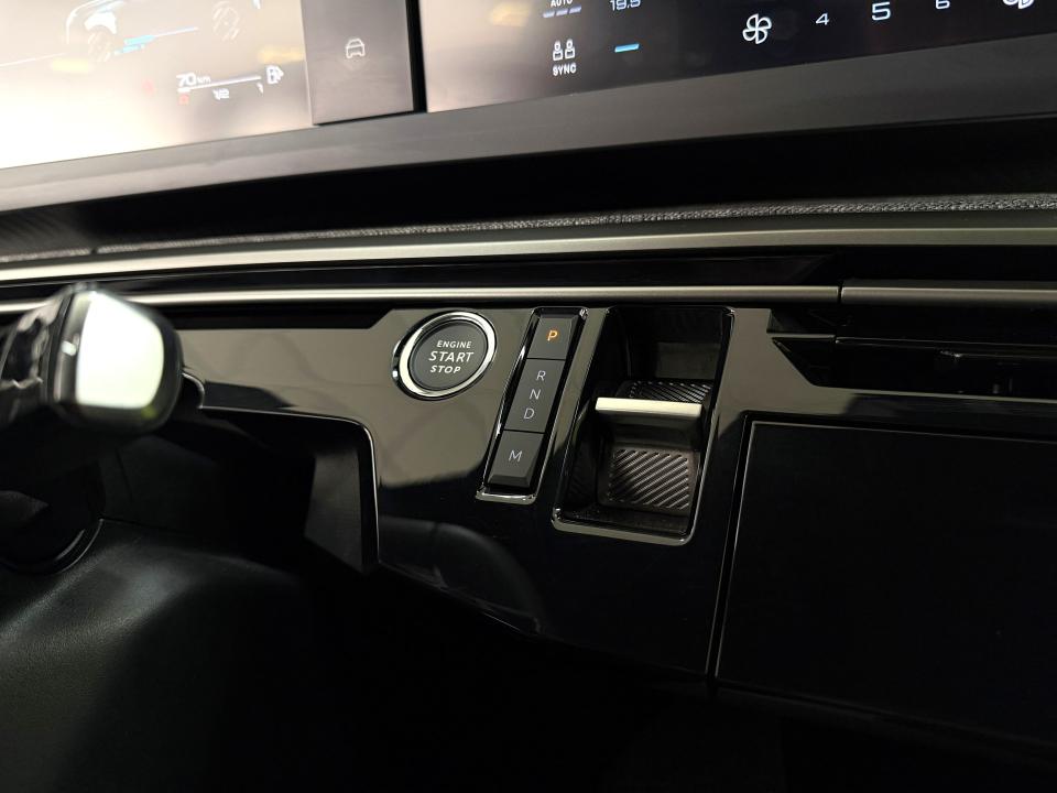 Peugeot 3008 Allure Hybrid 1.2 145CV eDCS6 MHEV