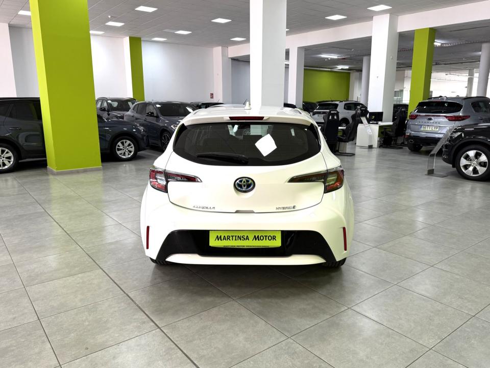 Toyota Corolla Business Plus 1.8 125H HEV