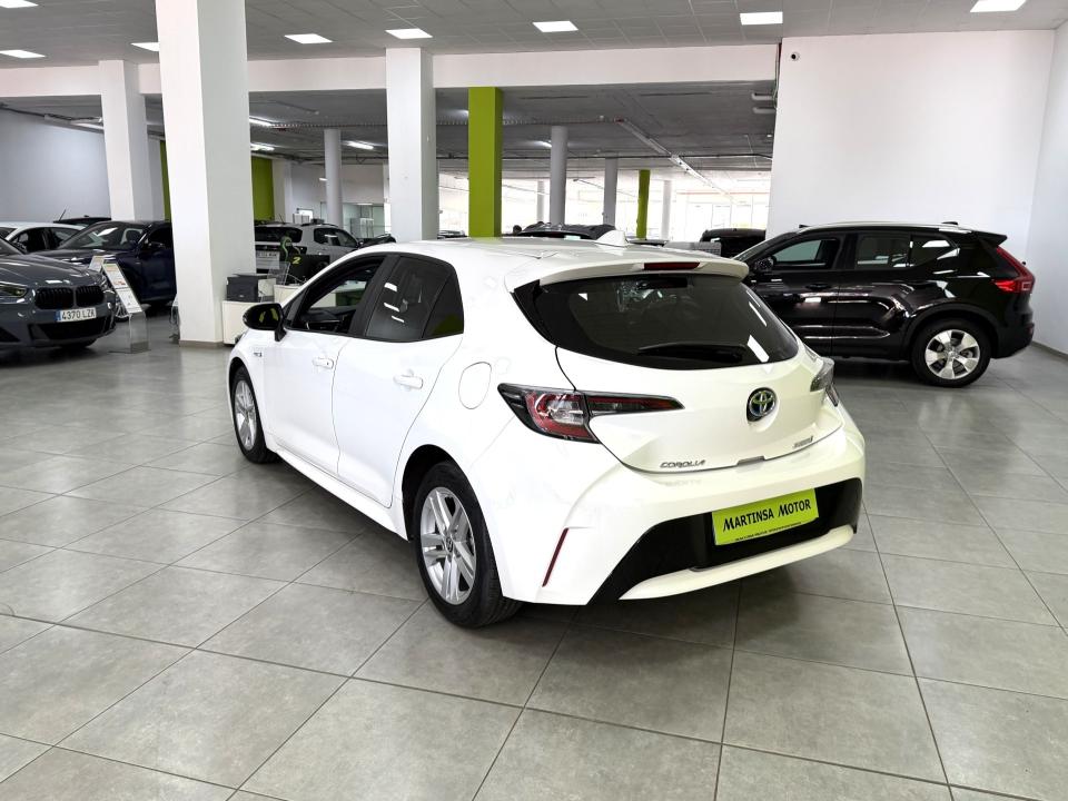 Toyota Corolla Business Plus 1.8 125H HEV