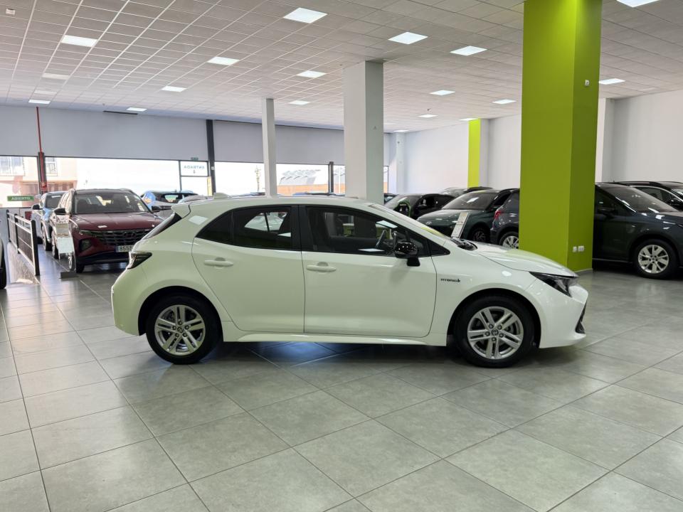 Toyota Corolla Business Plus 1.8 125H HEV