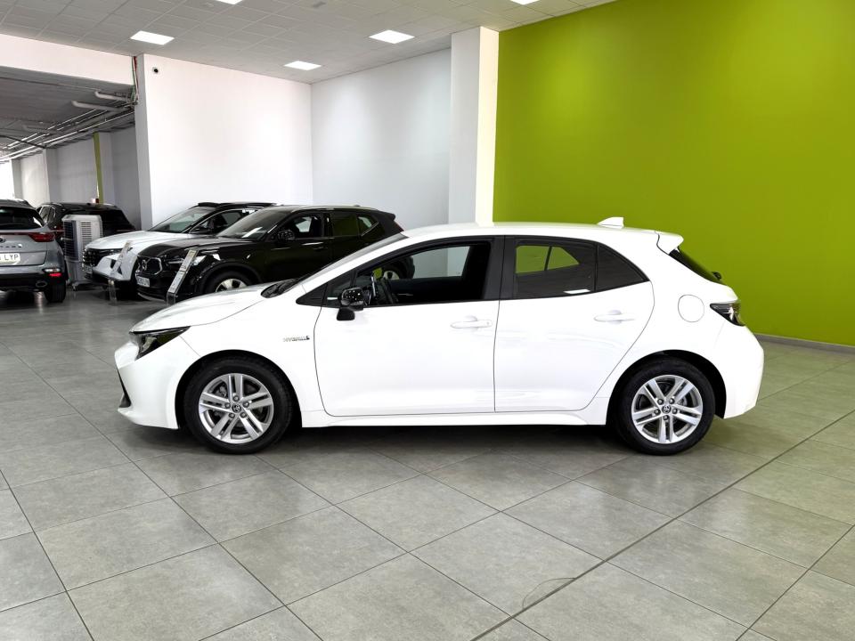 Toyota Corolla Business Plus 1.8 125H HEV