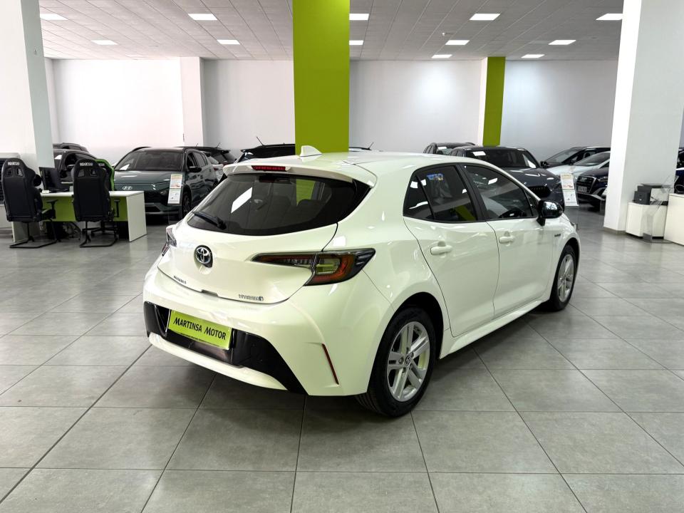 Toyota Corolla Business Plus 1.8 125H HEV