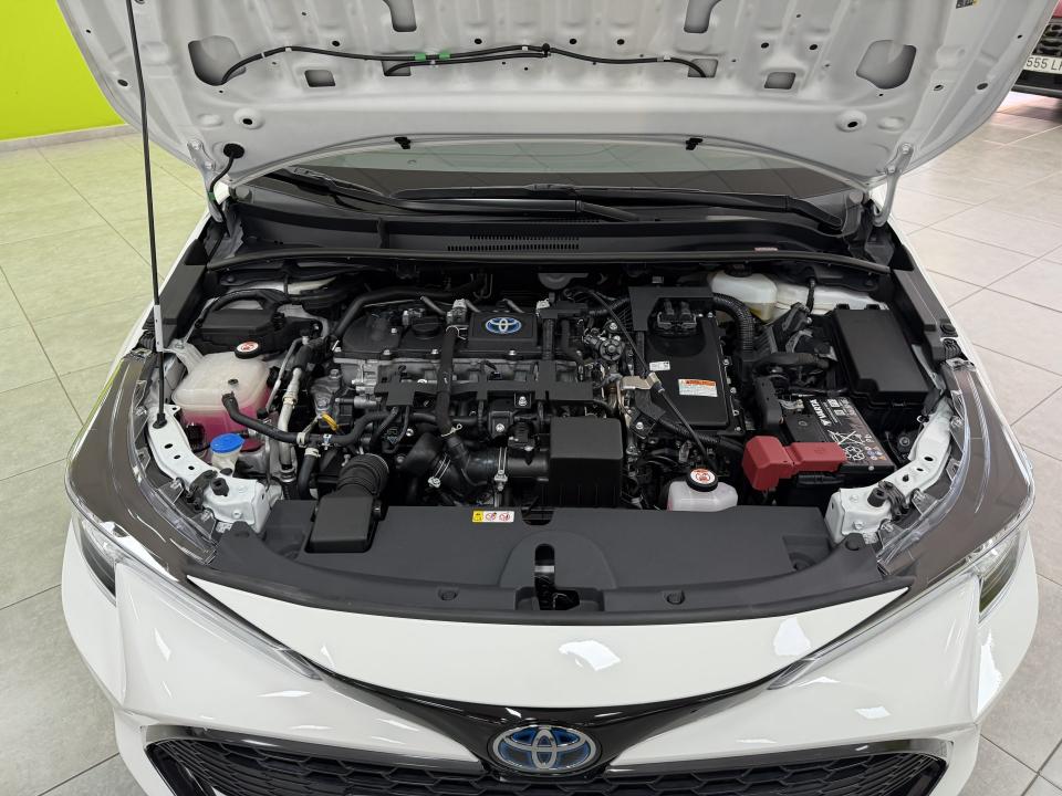 Toyota Corolla Business Plus 1.8 125H HEV