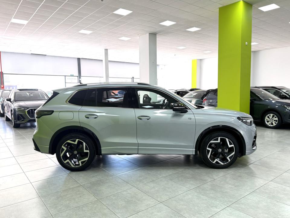 Volkswagen Tiguan R-Line 1.5 TSI 150CV DSG MHEV