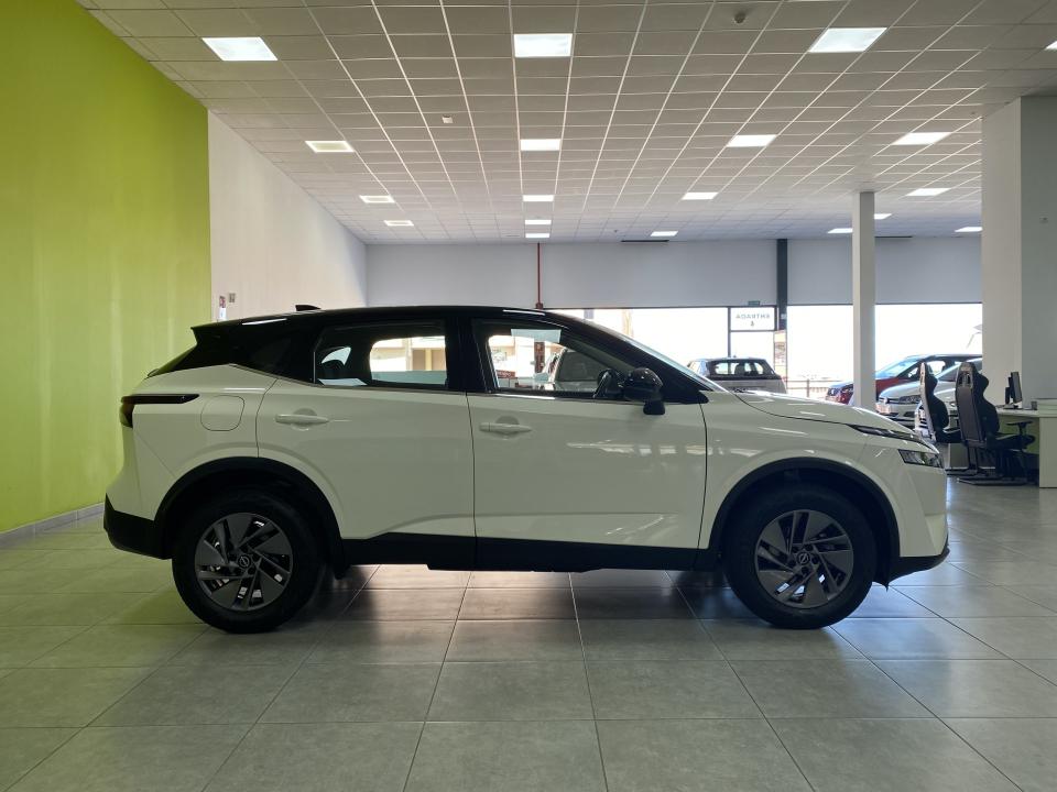 Nissan Qashqai Acenta 1.3 DIG-T 140CV MHEV