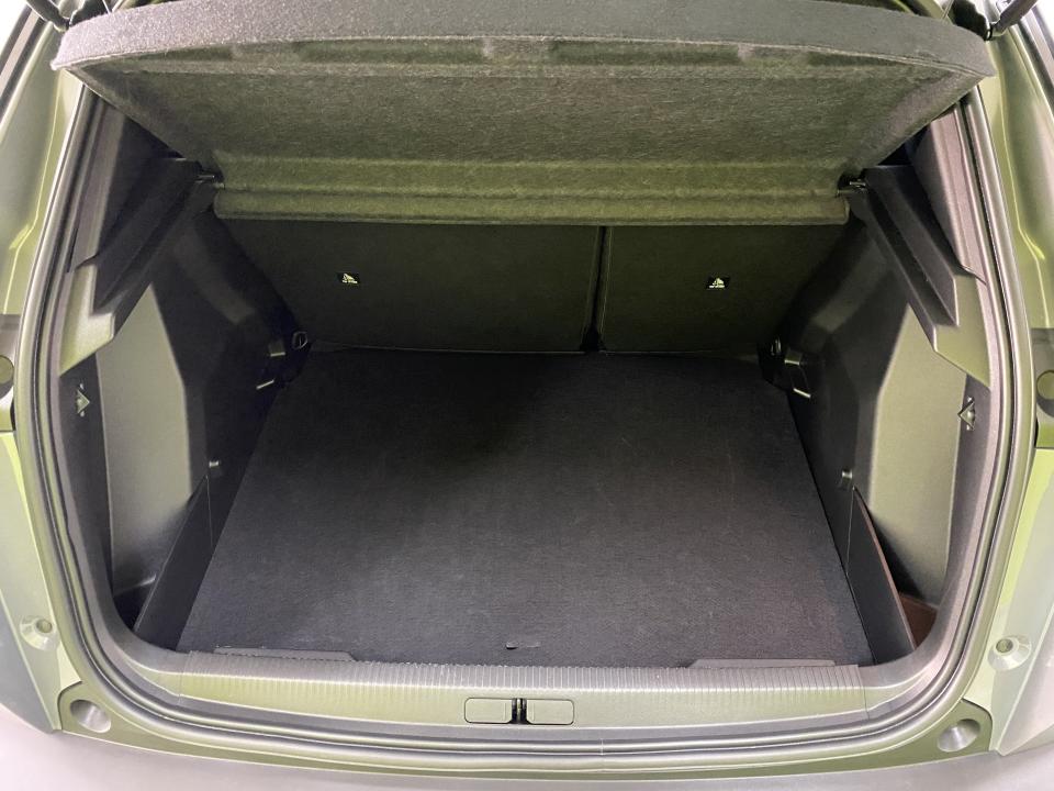 Peugeot 2008 Allure Hybrid 1.2 145CV eDCS6 MHEV