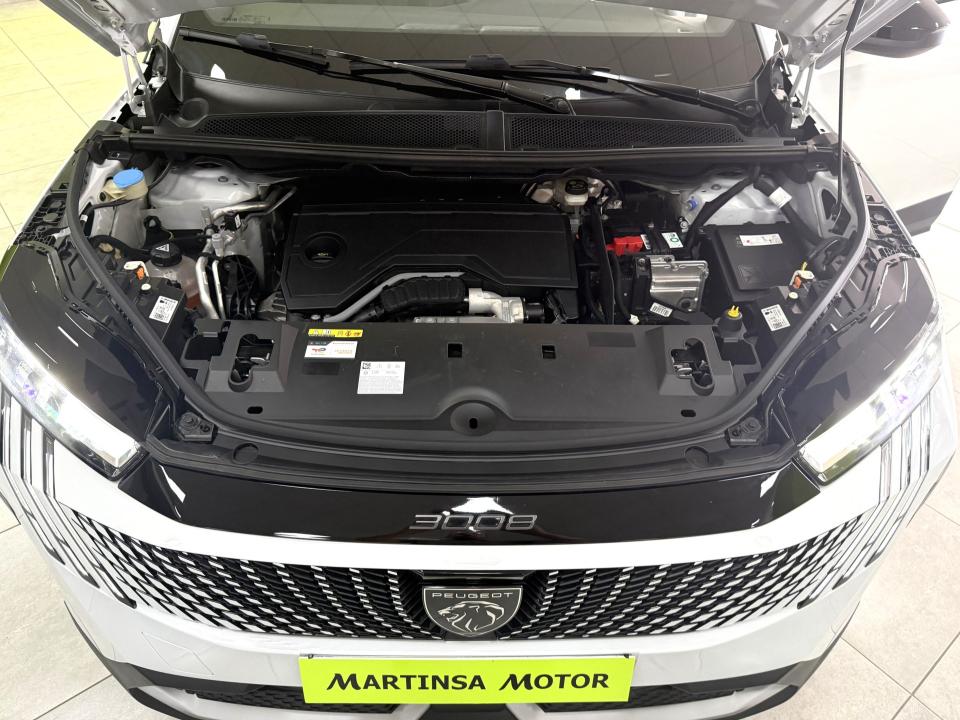 Peugeot 3008 Allure Hybrid 1.2 145CV eDCS6 MHEV
