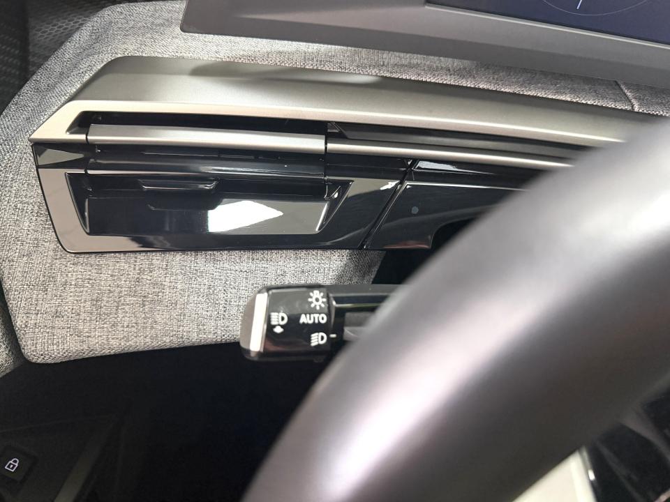 Peugeot 3008 Allure Hybrid 1.2 145CV eDCS6 MHEV