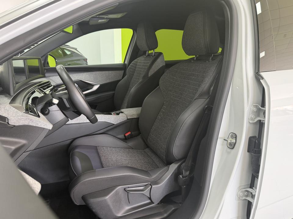 Peugeot 3008 Allure Hybrid 1.2 145CV eDCS6 MHEV