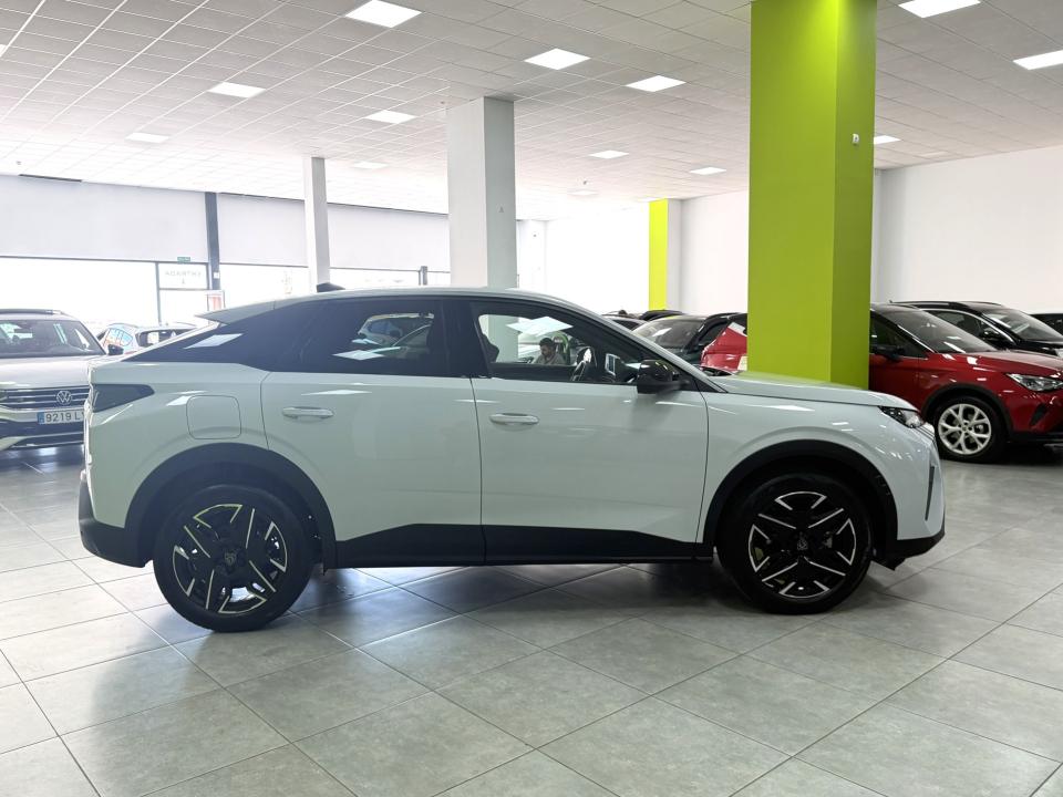 Peugeot 3008 Allure Hybrid 1.2 145CV eDCS6 MHEV