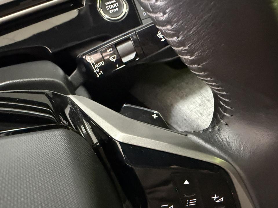 Peugeot 3008 Allure Hybrid 1.2 145CV eDCS6 MHEV