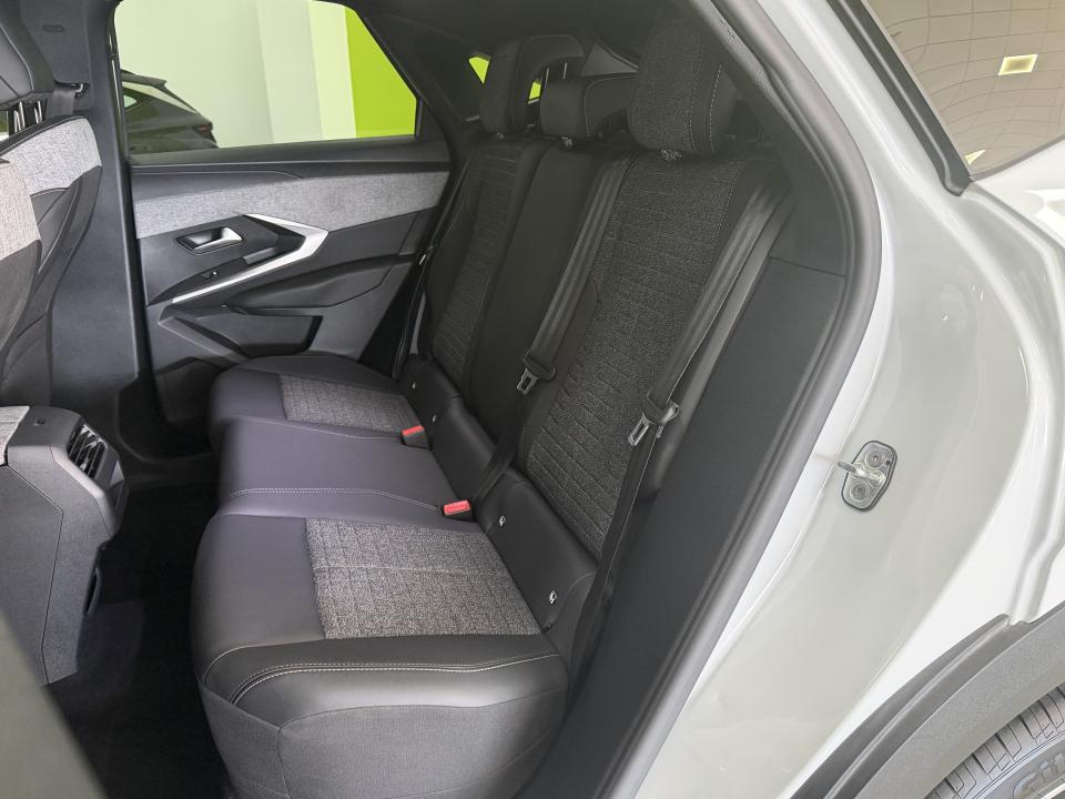 Peugeot 3008 Allure Hybrid 1.2 145CV eDCS6 MHEV