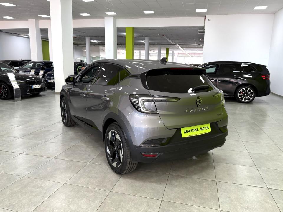 Renault Captur Techno 1.8 E-Tech 160CV Auto HEV